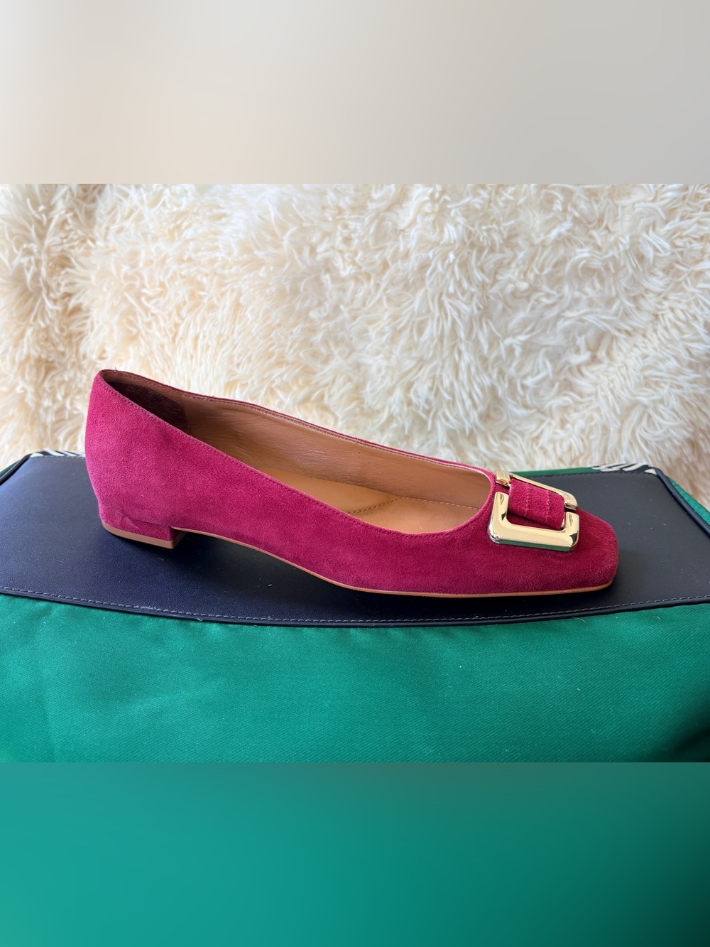 Talbots Size 8 Burgundy Suede Buckle Flats in Excellent Condition
